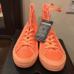 Brand New Kids Converse Sneaker